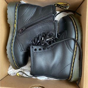 Toddler Girls Black Dr Martens